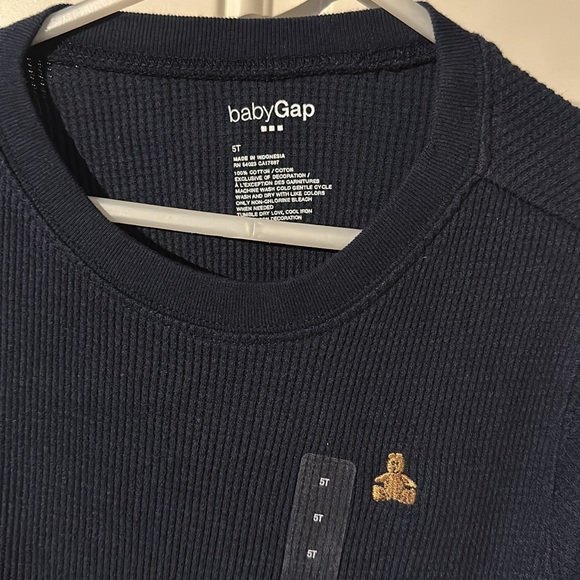 Bundle of 3 gap shirts - Picture 4 of 4